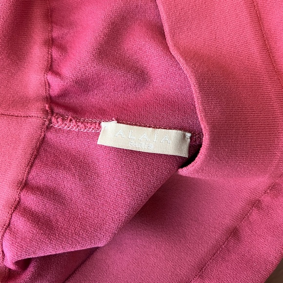 ALAÏA Paris Mauve Pink Mini Shorts - Picture 4 of 5